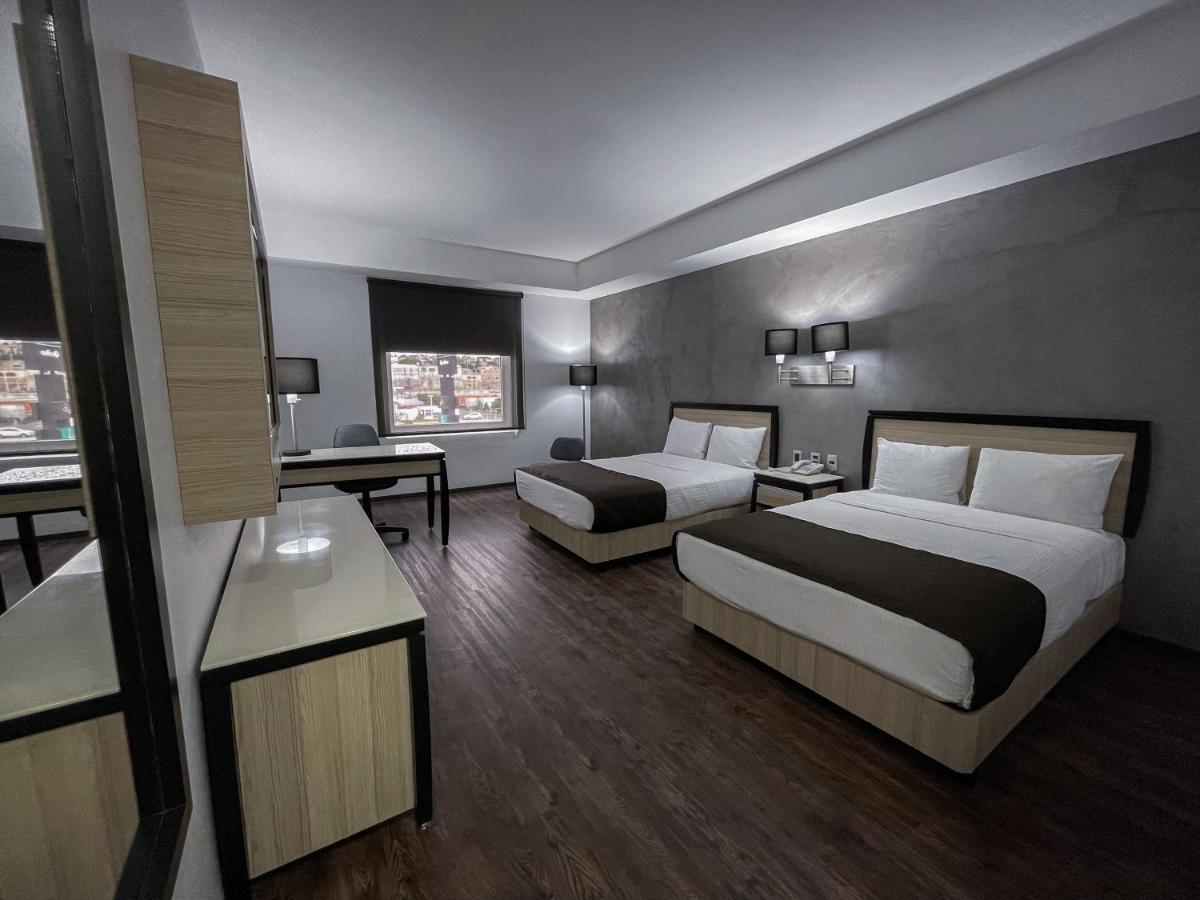 Fato Hotel Queretaro Luaran gambar