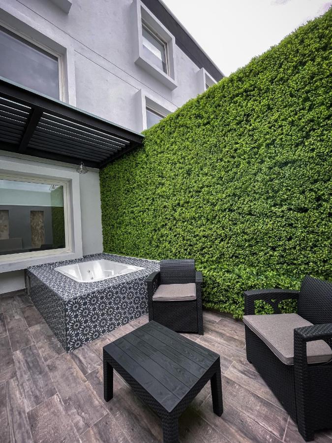 Fato Hotel Queretaro Luaran gambar